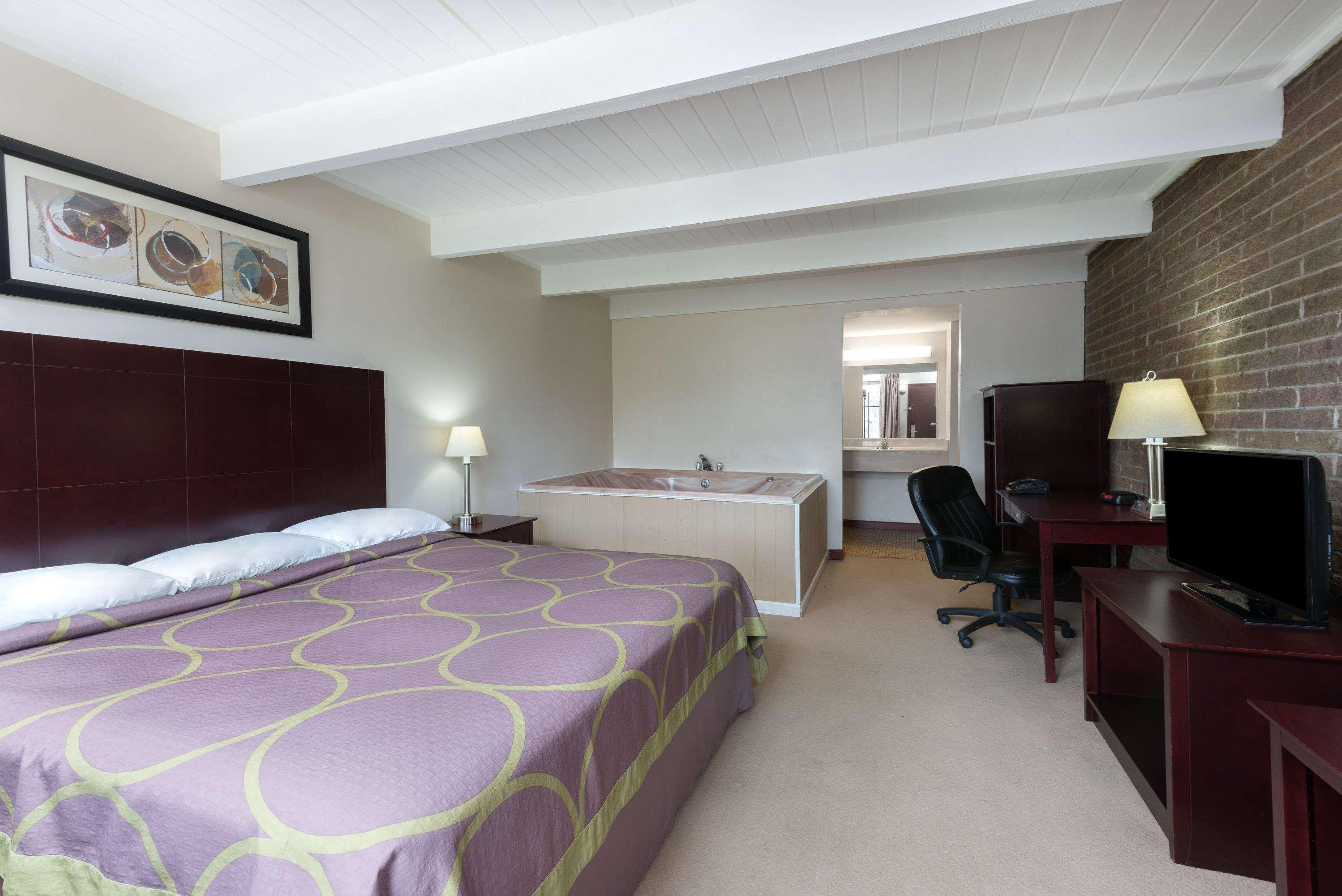Super 8 By Wyndham Beaver Falls Exterior foto